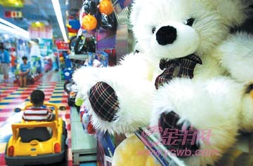 新《国家玩具技术安全规范》实施在即，批发市场掀起玩具降价潮